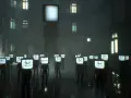 Postacie z telewizorami zamiast głów, stojące w deszczu. To obraz przerażającej dystopii, gdzie jednostka jest zastąpiona przez ekran.