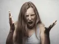 Jak uwolnić emocje w totalnej biologii i odzyskać wewnętrzny spokój