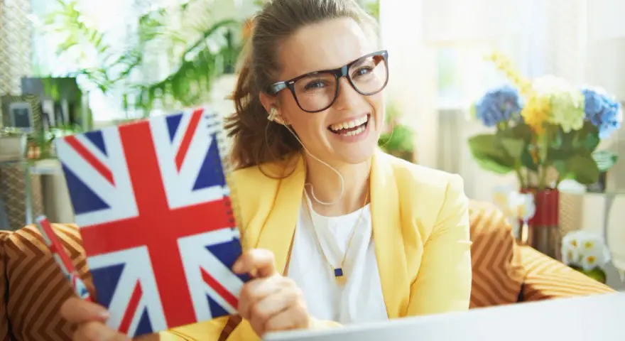 Przedmioty na studiach po angielsku: Co warto wiedzieć o programach?